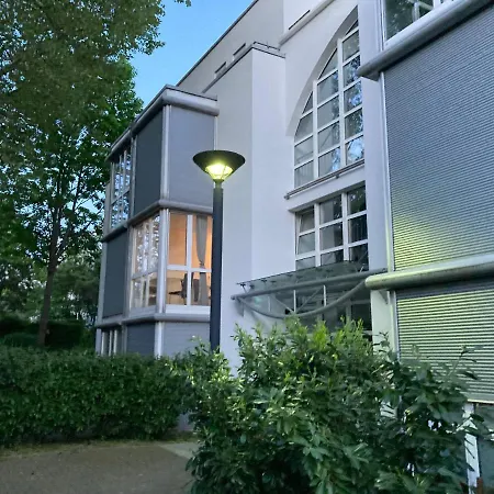 Homeoffice Business Nature View Mit Parkplatz Zentral, Hauptbahnhof Und Kuche * Wiesbaden